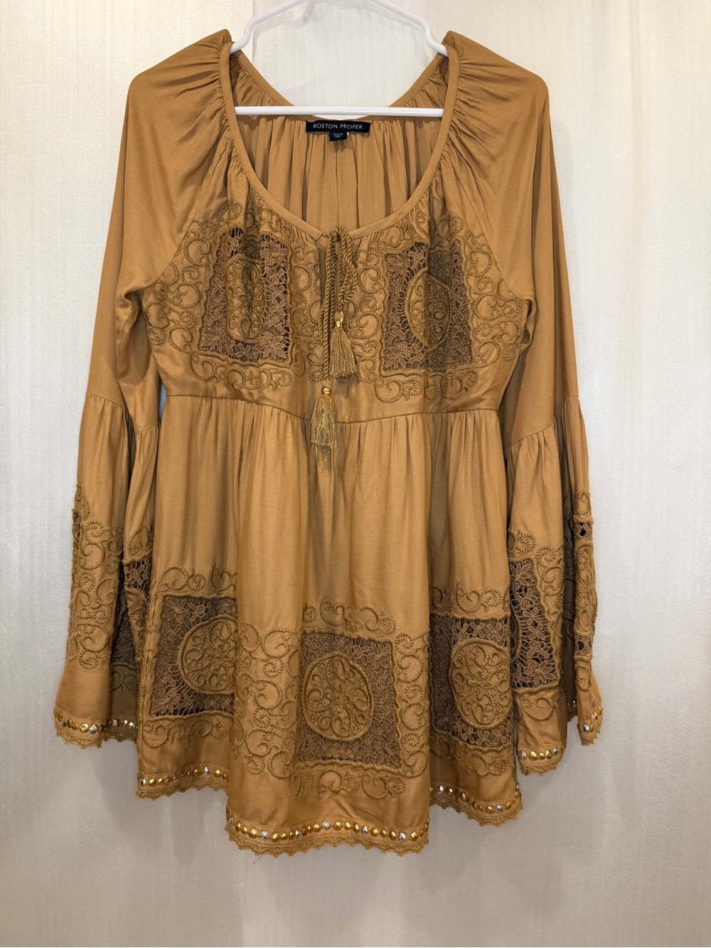 Boston Proper Boho Mustard Embroidered Bell Sleeve Peasant Top Size M